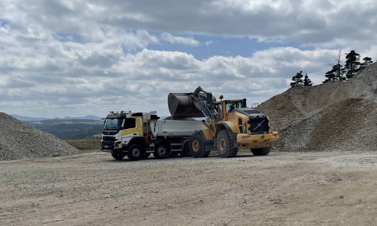 Location camion et benne - Yssingeaux - Transport Pichon Florent