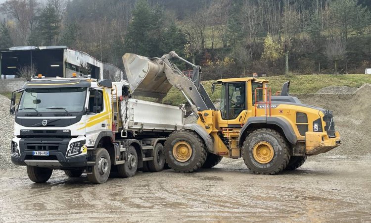 Location camion et benne - Yssingeaux - Transport Pichon Florent